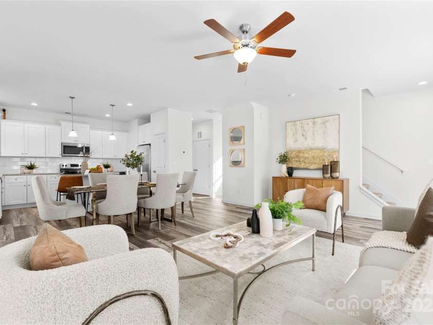 1117 Thayer Glen Court, Charlotte, NC 28213.  MLS# CAR4270932, YatesRealty ID 20441. Representation