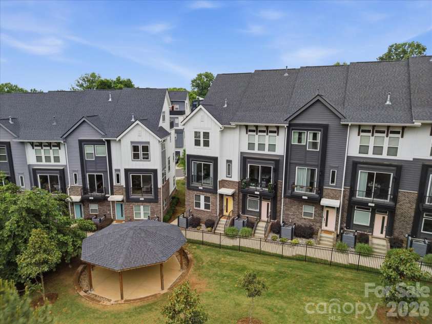 606 West End Drive, Charlotte, NC 28208.  MLS# CAR4369198, YatesRealty ID 20441. View from above