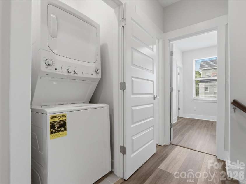 606 West End Drive, Charlotte, NC 28208.  MLS# CAR4369198, YatesRealty ID 20441. Washer & dryer INCLUDED