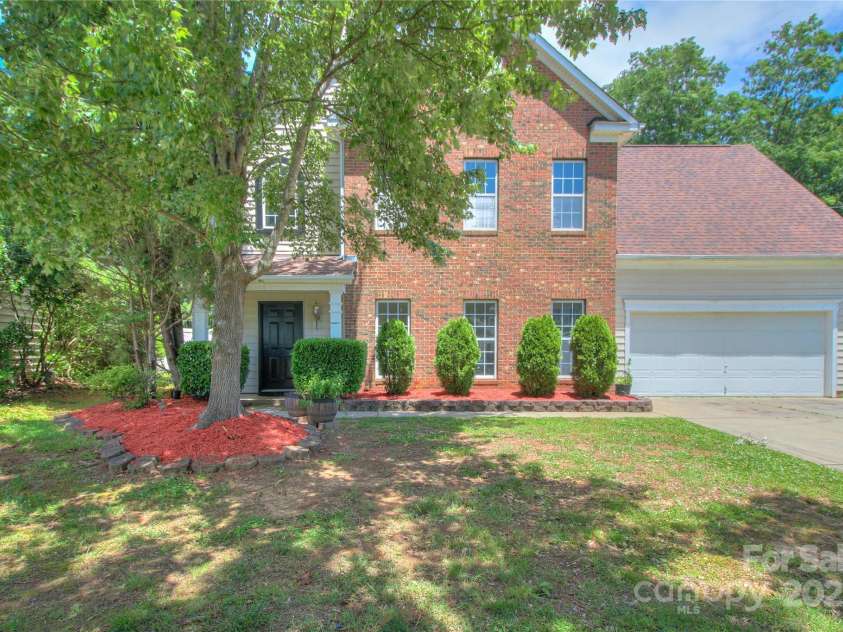 6310 Trevor Simpson Drive, Indian Trail, NC 28079.  MLS# CAR4262733, YatesRealty ID 20442. 