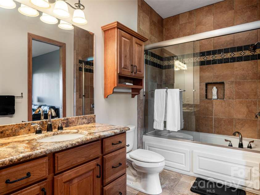 326 Summit Drive, Whittier, NC 28789.  MLS# CAR4374741, YatesRealty ID 20443. 