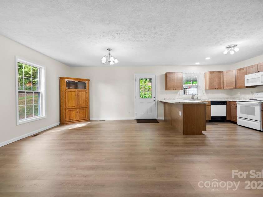 55 Gilbert B Crook Road, Candler, NC 28715.  MLS# CAR4268446, YatesRealty ID 20443. 