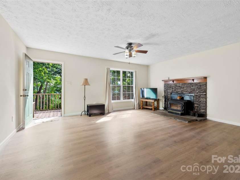 55 Gilbert B Crook Road, Candler, NC 28715.  MLS# CAR4268446, YatesRealty ID 20443. 