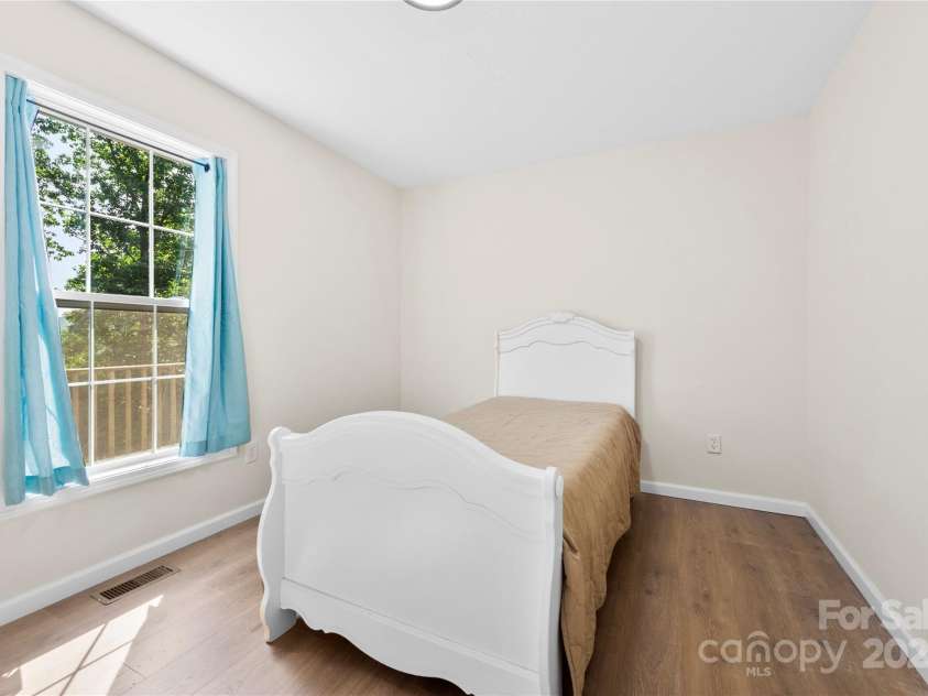 55 Gilbert B Crook Road, Candler, NC 28715.  MLS# CAR4268446, YatesRealty ID 20443. 