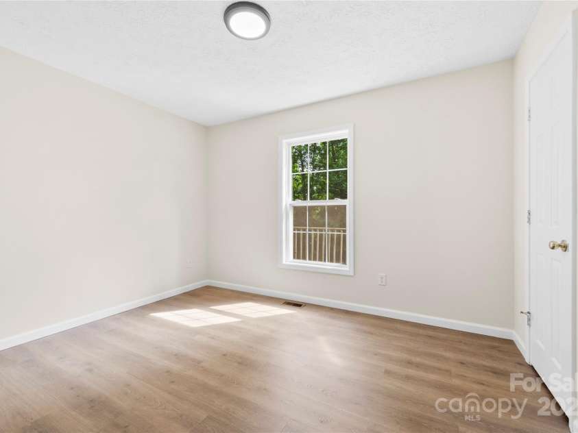 55 Gilbert B Crook Road, Candler, NC 28715.  MLS# CAR4268446, YatesRealty ID 20443. 