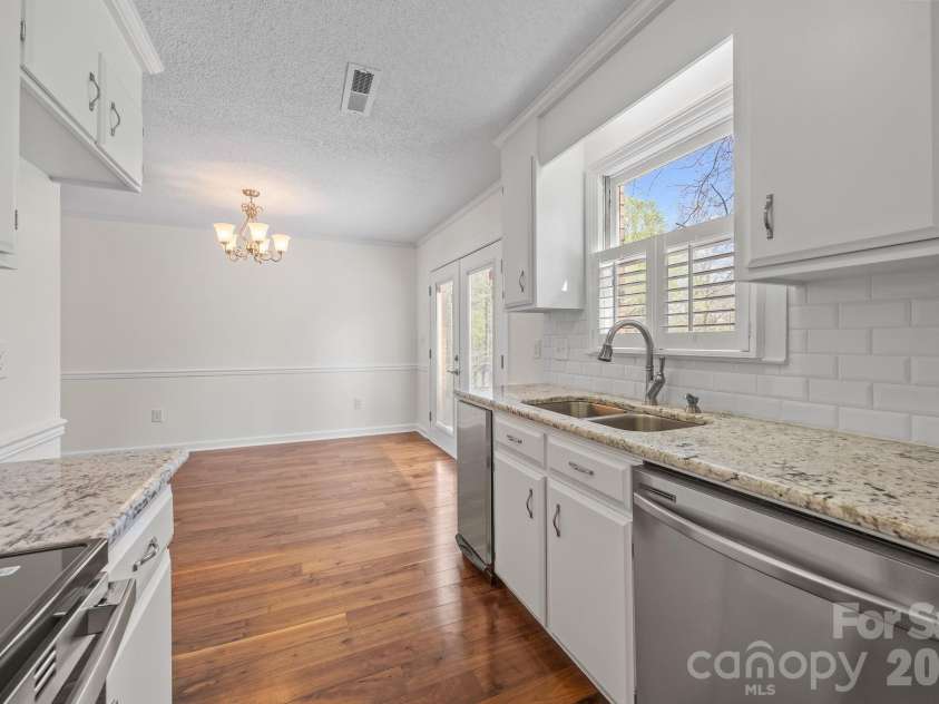 451 Camrose Circle, Concord, NC 28025.  MLS# CAR4365270, YatesRealty ID 20444. 