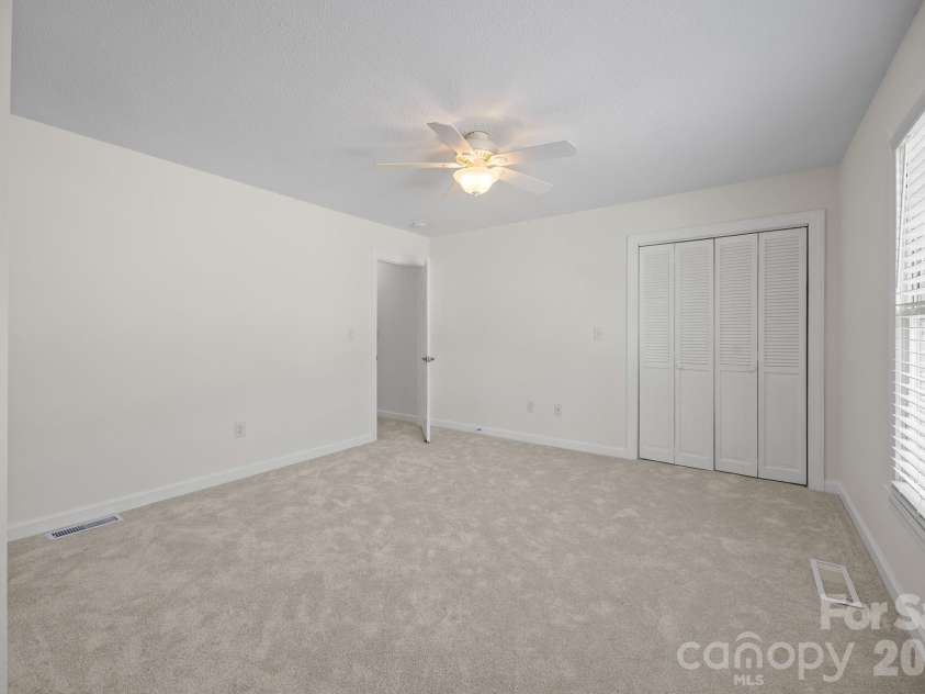 451 Camrose Circle, Concord, NC 28025.  MLS# CAR4365270, YatesRealty ID 20444. 