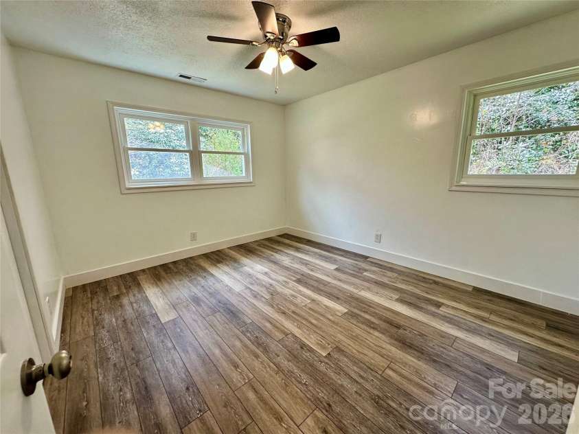 8855 Bugger Hollow Road, Newland, NC 28657.  MLS# CAR4375390, YatesRealty ID 20445. 