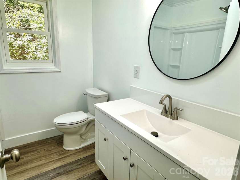 8855 Bugger Hollow Road, Newland, NC 28657.  MLS# CAR4375390, YatesRealty ID 20445. 