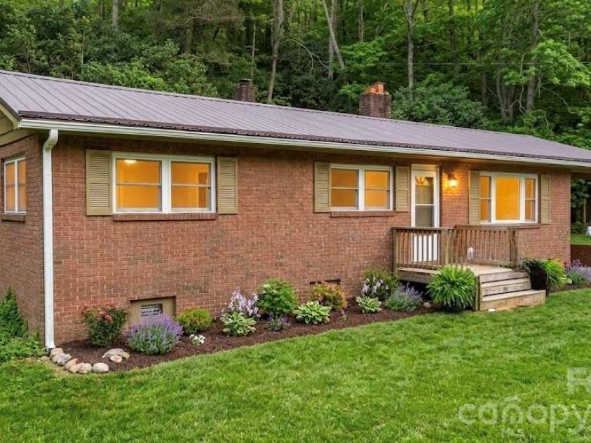 8855 Bugger Hollow Road, Newland, NC 28657.  MLS# CAR4375390, YatesRealty ID 20445. Landscape Example and reshaped porch by Ai