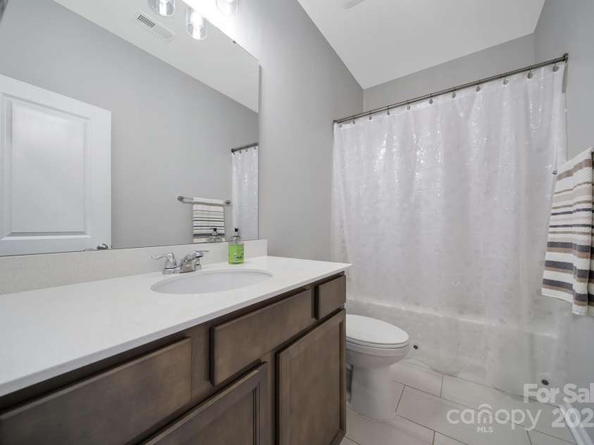 440 Shallowford Drive, Rock Hill, SC 29732.  MLS# CAR4271398, YatesRealty ID 20446. 