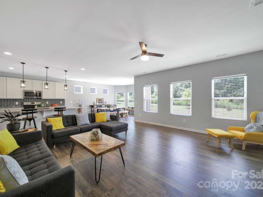 440 Shallowford Drive, Rock Hill, SC 29732.  MLS# CAR4271398, YatesRealty ID 20446. 