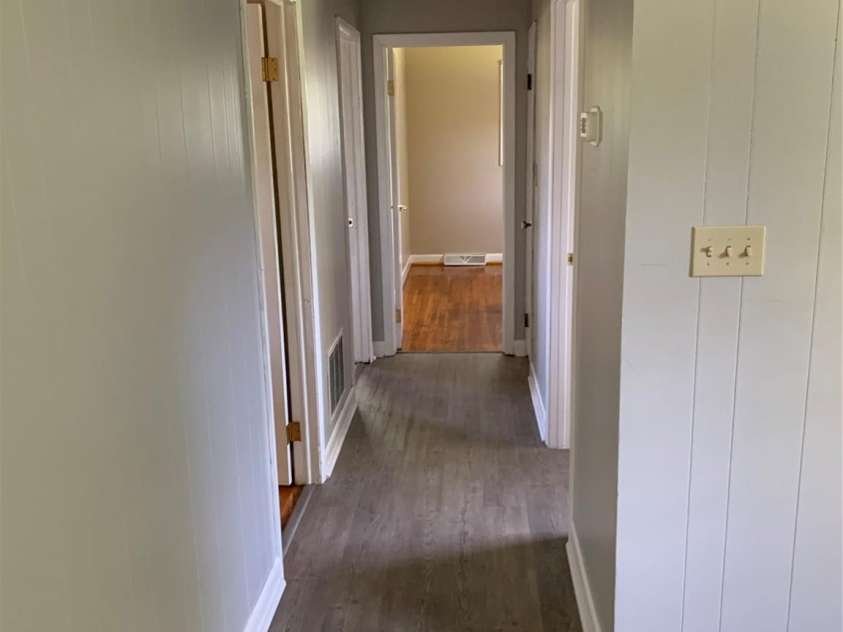 3484 Hwy 127 Highway, Hickory, NC 28602.  MLS# CAR4272429, YatesRealty ID 20447. 