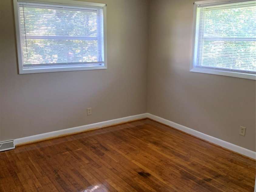 3484 Hwy 127 Highway, Hickory, NC 28602.  MLS# CAR4272429, YatesRealty ID 20447. 