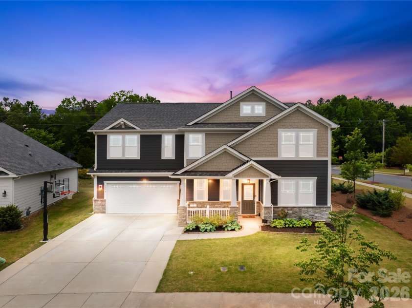 1004 Bellshill Drive, Indian Trail, NC 28079.  MLS# CAR4379439, YatesRealty ID 20448. 