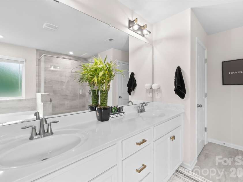 1004 Bellshill Drive, Indian Trail, NC 28079.  MLS# CAR4379439, YatesRealty ID 20448. 