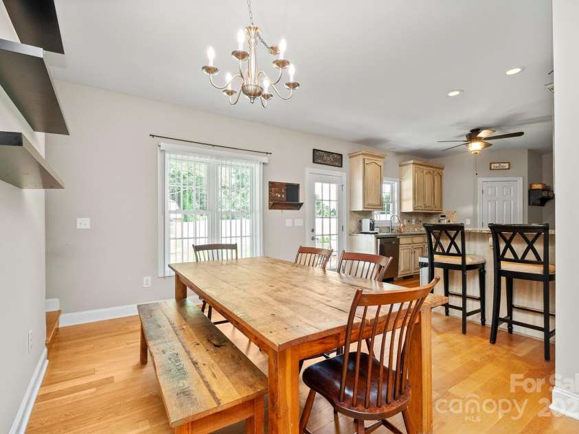 206 Taylor Circle, Granite Falls, NC 28630.  MLS# CAR4272586, YatesRealty ID 20449. 