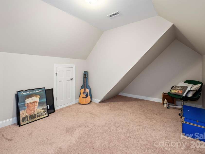 206 Taylor Circle, Granite Falls, NC 28630.  MLS# CAR4272586, YatesRealty ID 20449. 