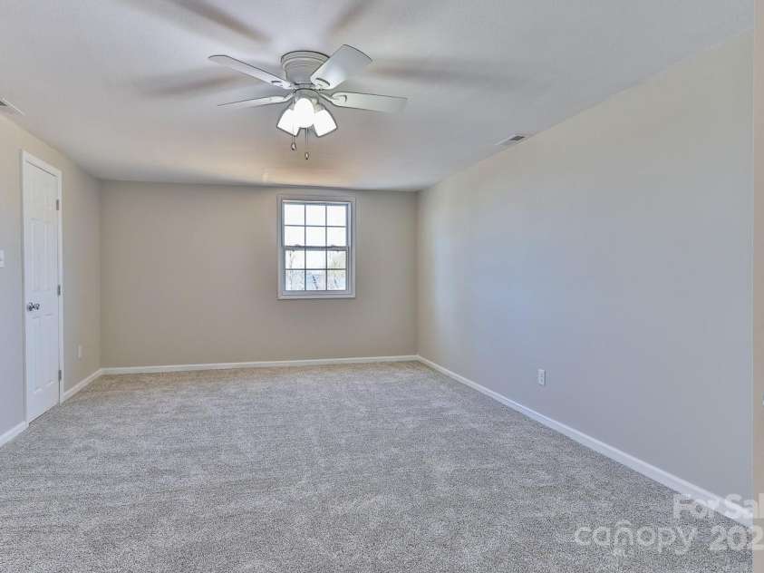 3424 Walker Circle, Lenoir, NC 28645.  MLS# CAR4248698, YatesRealty ID 20451. 