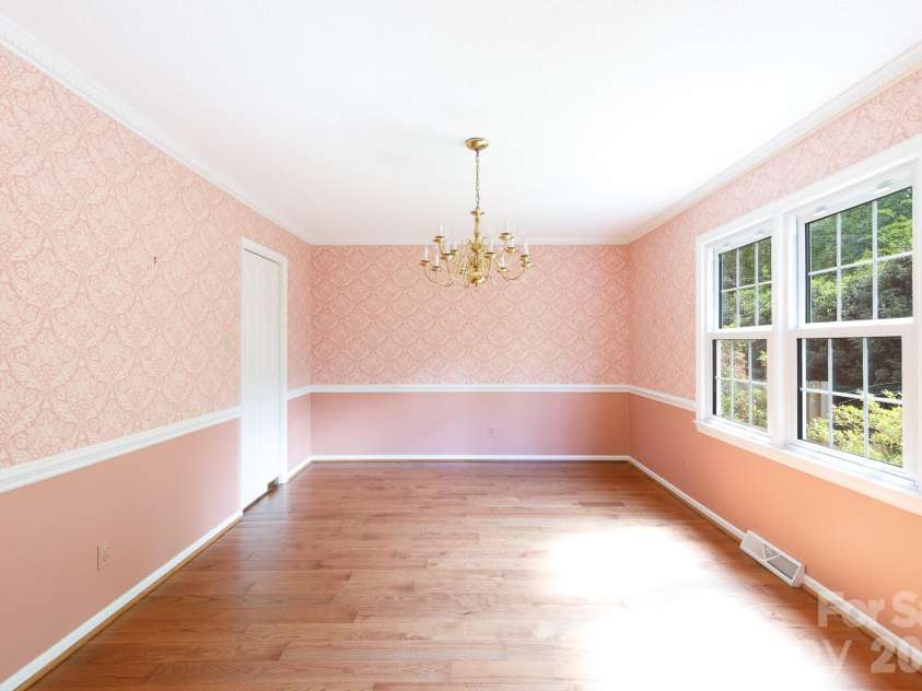 428 Guilford Road, Rock Hill, SC 29732.  MLS# CAR4362344, YatesRealty ID 20451. 