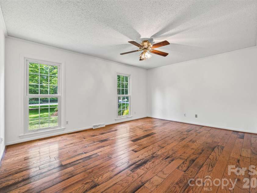 428 Guilford Road, Rock Hill, SC 29732.  MLS# CAR4362344, YatesRealty ID 20451. 