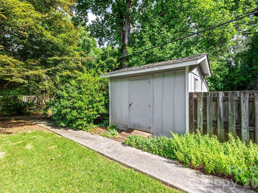 428 Guilford Road, Rock Hill, SC 29732.  MLS# CAR4362344, YatesRealty ID 20451. 