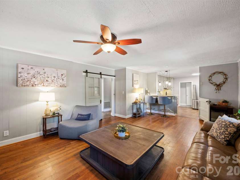 1206 South Point Road, Belmont, NC 28012.  MLS# CAR4373430, YatesRealty ID 20452. 