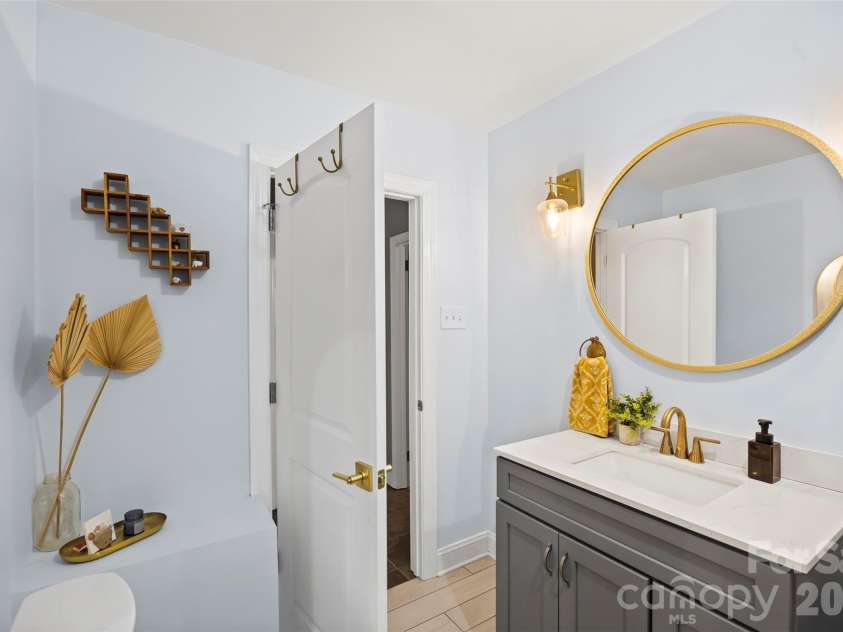 1206 South Point Road, Belmont, NC 28012.  MLS# CAR4373430, YatesRealty ID 20452. 