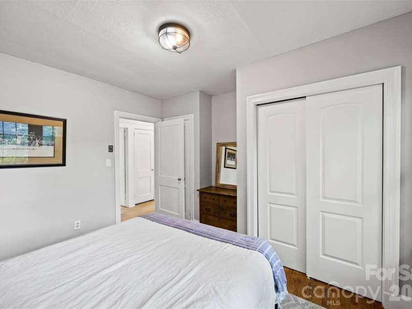 1206 South Point Road, Belmont, NC 28012.  MLS# CAR4373430, YatesRealty ID 20452. 