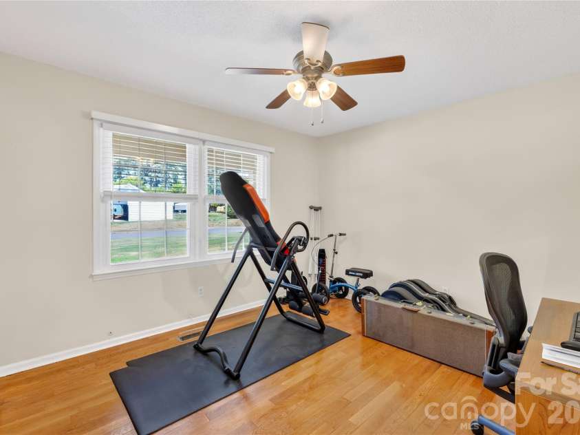 607 Wren Road, Gastonia, NC 28056.  MLS# CAR4374464, YatesRealty ID 20453. 