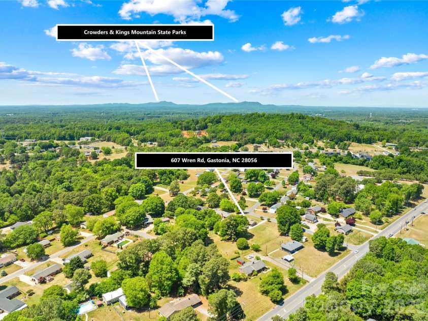 607 Wren Road, Gastonia, NC 28056.  MLS# CAR4374464, YatesRealty ID 20453. 