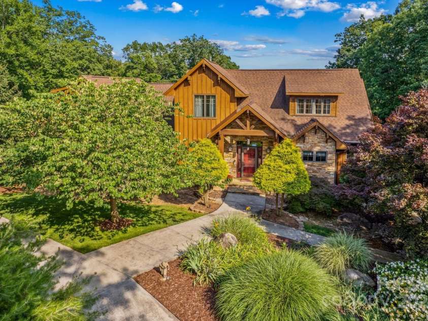 2084 Sierra Trace Road, Denton, NC 27239.  MLS# CAR4269113, YatesRealty ID 20454. 