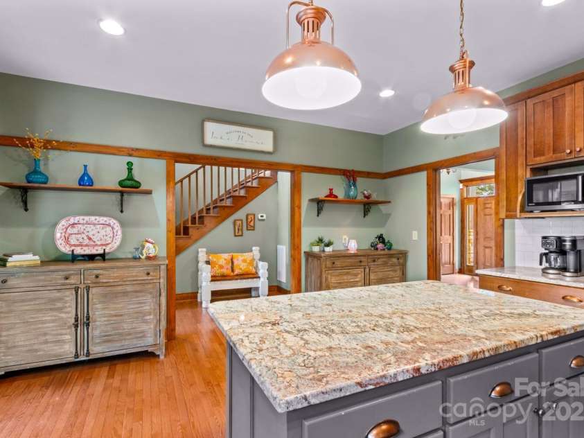 2084 Sierra Trace Road, Denton, NC 27239.  MLS# CAR4269113, YatesRealty ID 20454. 