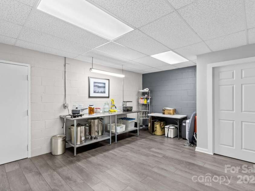 2084 Sierra Trace Road, Denton, NC 27239.  MLS# CAR4269113, YatesRealty ID 20454. 