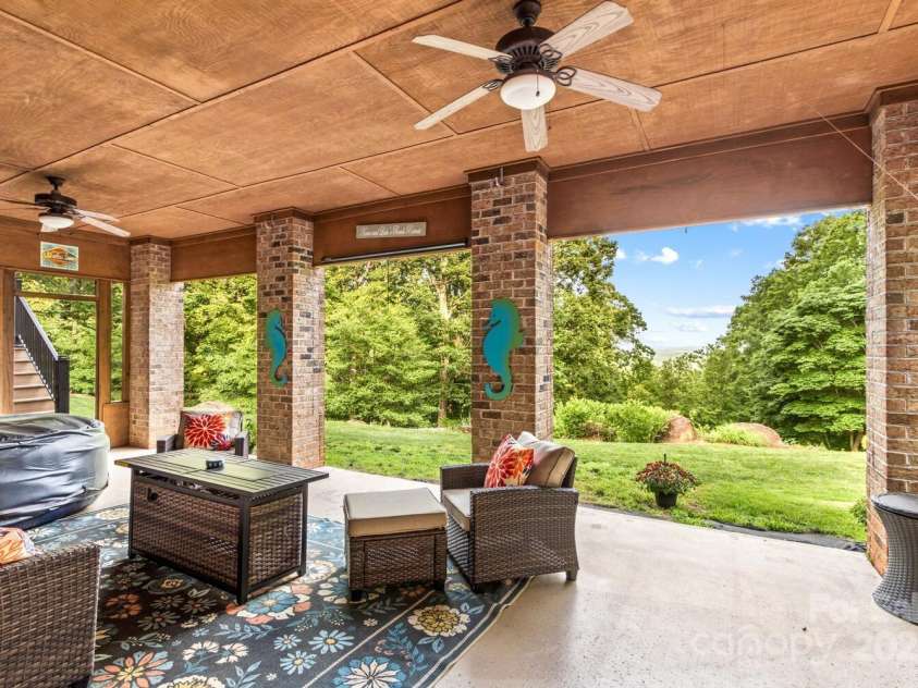 2084 Sierra Trace Road, Denton, NC 27239.  MLS# CAR4269113, YatesRealty ID 20454. 