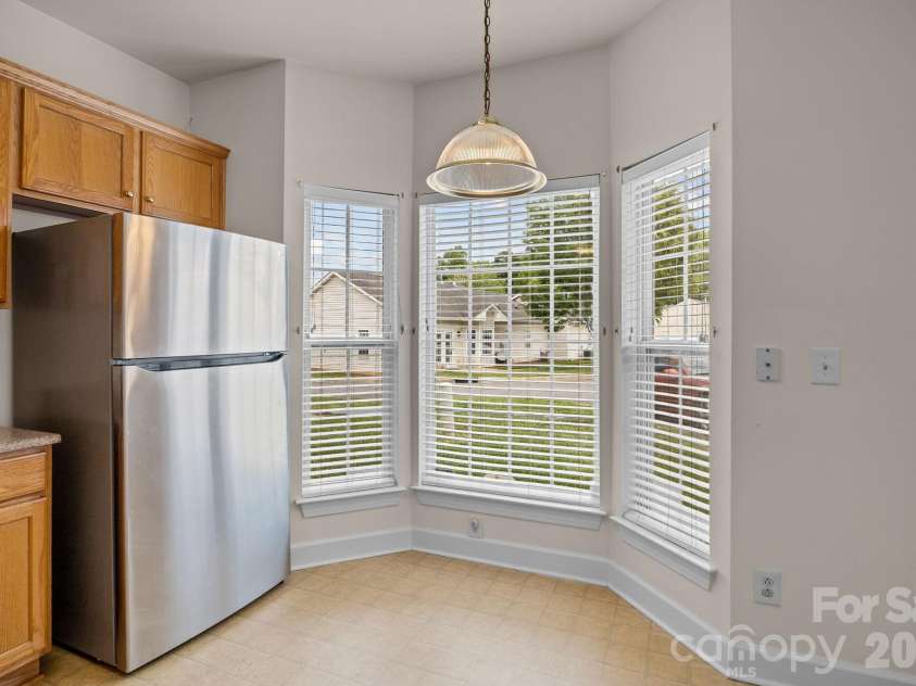2960 Zion Renaissance Lane, Charlotte, NC 28269.  MLS# CAR4379297, YatesRealty ID 20454. 