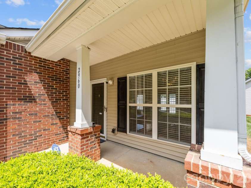 2960 Zion Renaissance Lane, Charlotte, NC 28269.  MLS# CAR4379297, YatesRealty ID 20454. 