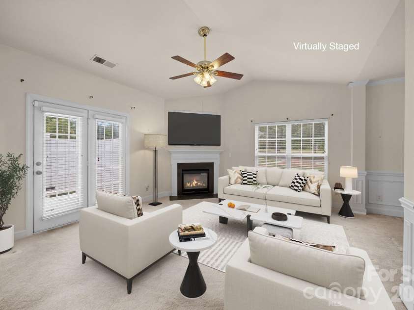 2960 Zion Renaissance Lane, Charlotte, NC 28269.  MLS# CAR4379297, YatesRealty ID 20454. Virtually staged