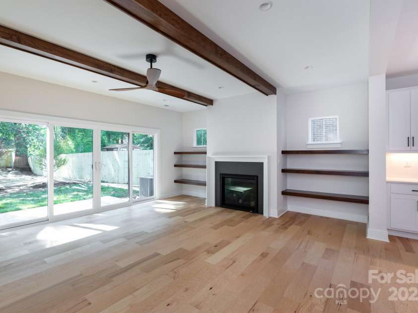 1724 Dallas Avenue, Charlotte, NC 28205.  MLS# CAR4267451, YatesRealty ID 20456. 
