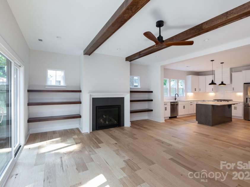 1724 Dallas Avenue, Charlotte, NC 28205.  MLS# CAR4267451, YatesRealty ID 20456. 