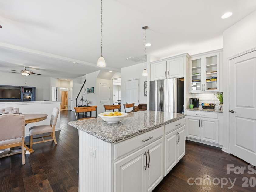 108 Heron Cove Loop, Mooresville, NC 28117.  MLS# CAR4357384, YatesRealty ID 20457. 