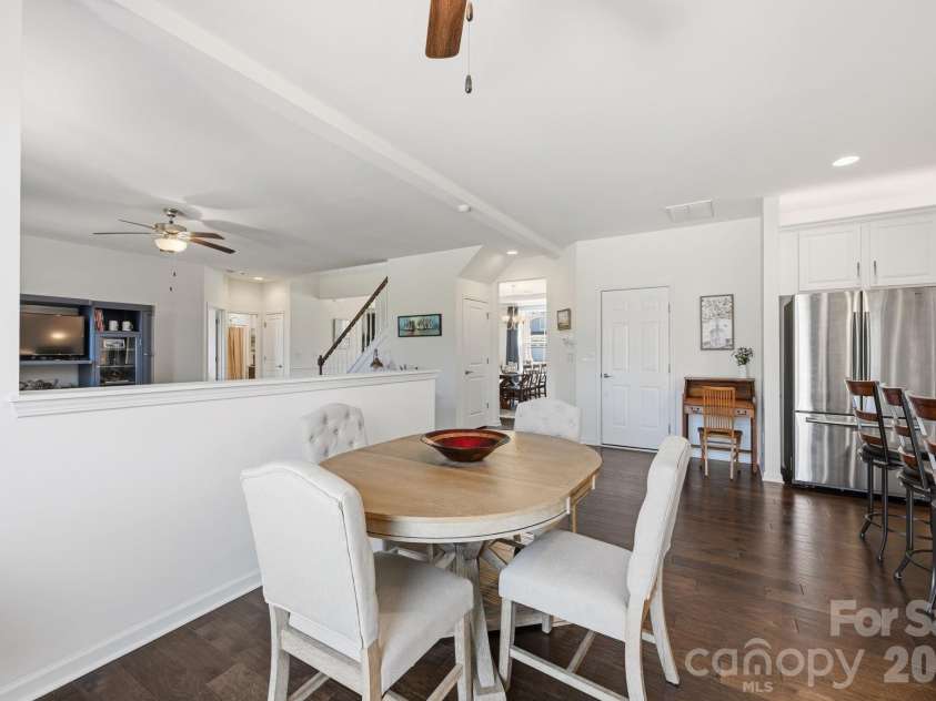 108 Heron Cove Loop, Mooresville, NC 28117.  MLS# CAR4357384, YatesRealty ID 20457. 