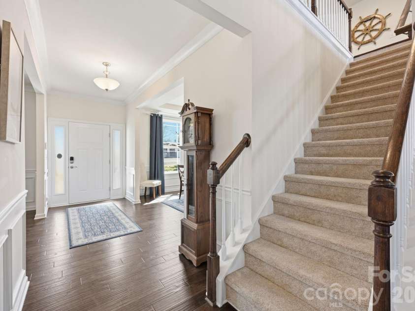 108 Heron Cove Loop, Mooresville, NC 28117.  MLS# CAR4357384, YatesRealty ID 20457. 
