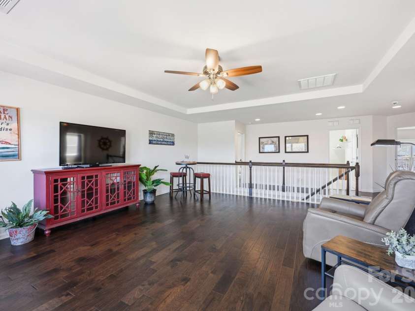 108 Heron Cove Loop, Mooresville, NC 28117.  MLS# CAR4357384, YatesRealty ID 20457. 