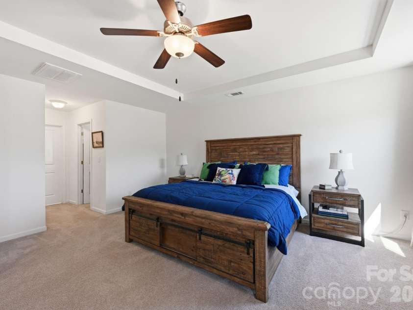 108 Heron Cove Loop, Mooresville, NC 28117.  MLS# CAR4357384, YatesRealty ID 20457. 