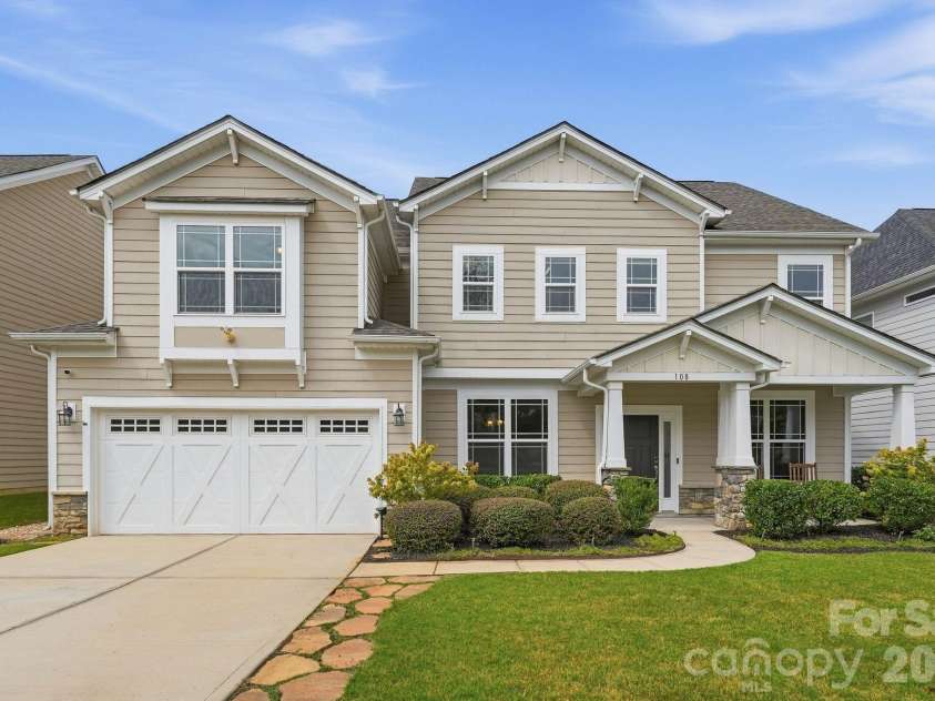 108 Heron Cove Loop, Mooresville, NC 28117.  MLS# CAR4427585, YatesRealty ID 20457. 