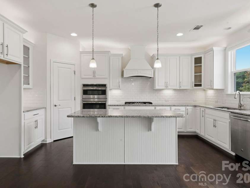 108 Heron Cove Loop, Mooresville, NC 28117.  MLS# CAR4427585, YatesRealty ID 20457. 
