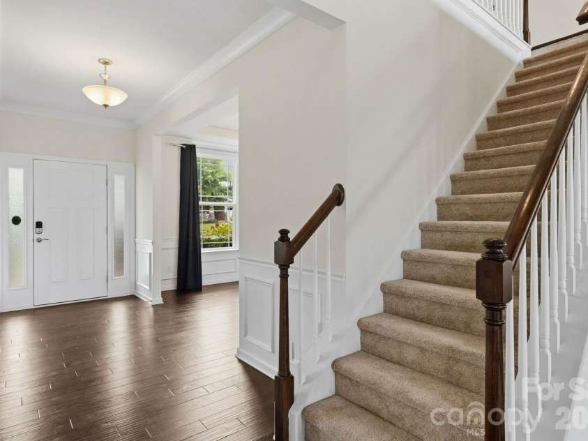 108 Heron Cove Loop, Mooresville, NC 28117.  MLS# CAR4427585, YatesRealty ID 20457. 