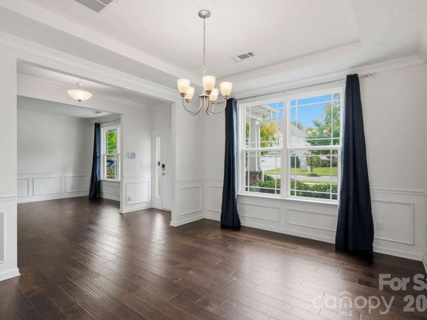 108 Heron Cove Loop, Mooresville, NC 28117.  MLS# CAR4427585, YatesRealty ID 20457. Dining Room