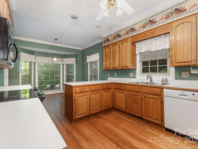 1750 Trellis Drive, Rock Hill, SC 29732.  MLS# CAR4261215, YatesRealty ID 20457. 